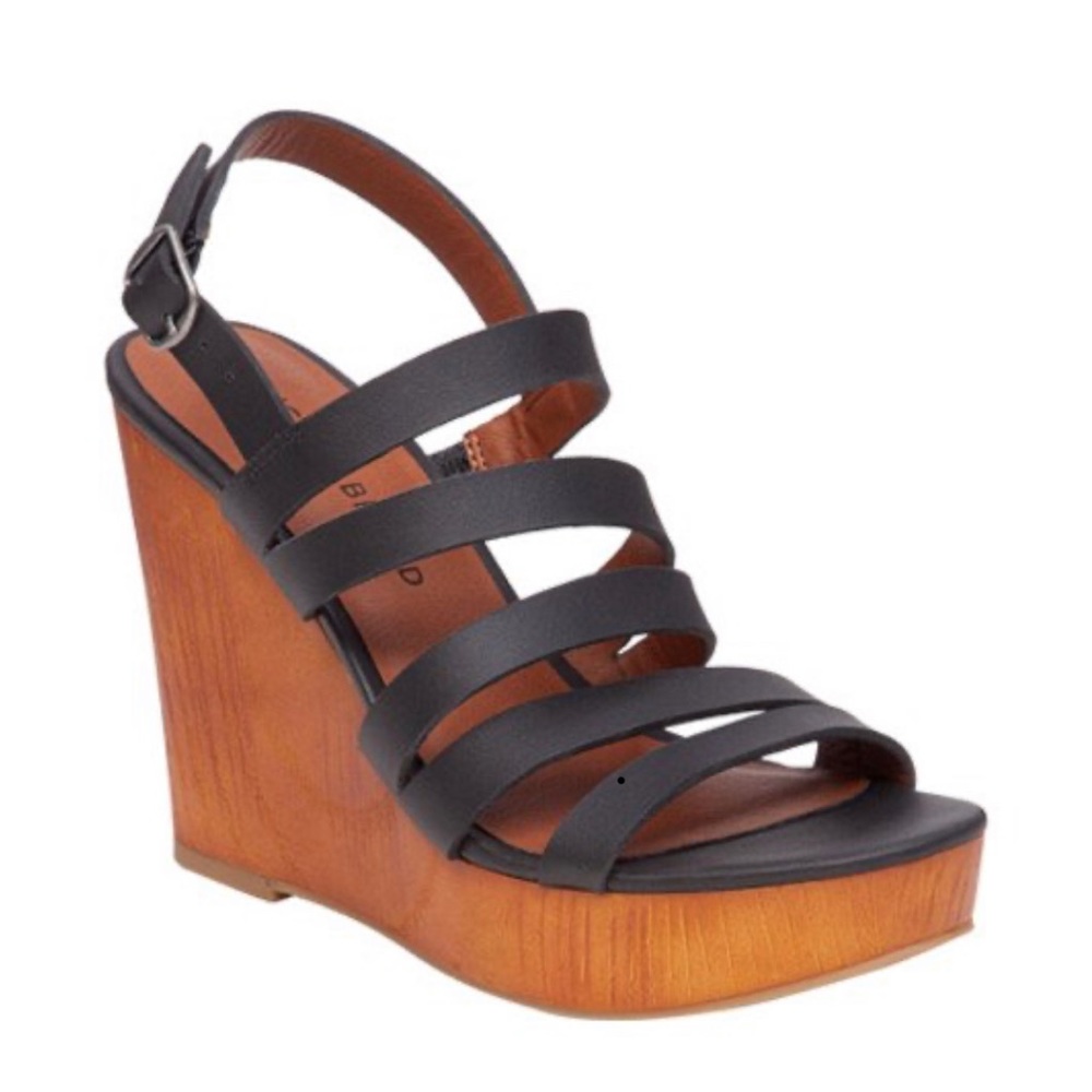 Women's Lucky Brand Larinaa Platform Wedge Sandal. Size 10